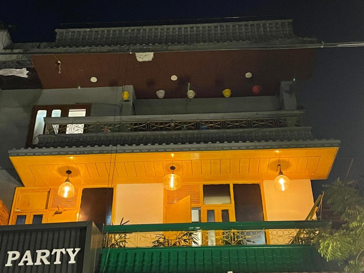 Lime Stays B&B Gk-2 At Greater Kailash Metro South Delhi Nearby Saket Select City New Delhi Exterior photo