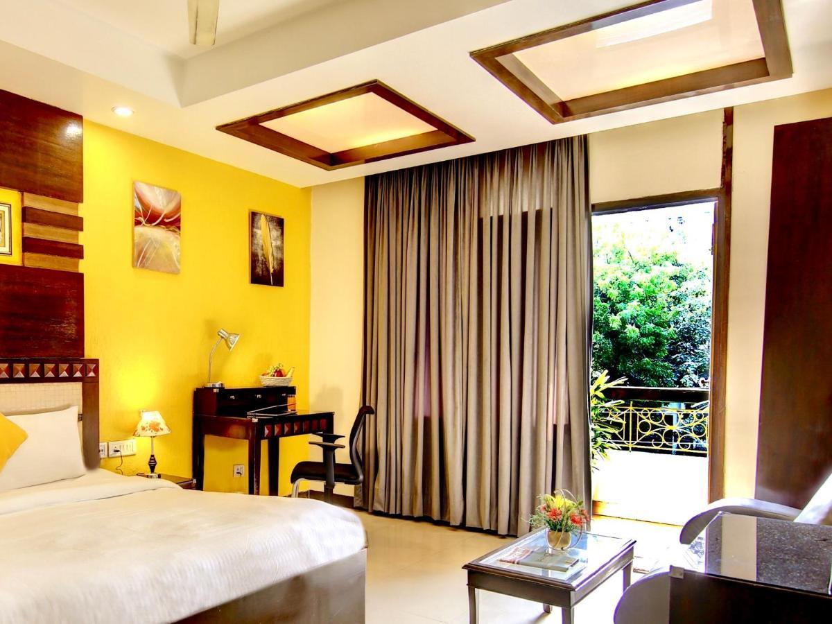 Lime Stays B&B Gk-2 At Greater Kailash Metro South Delhi Nearby Saket Select City New Delhi Exterior photo